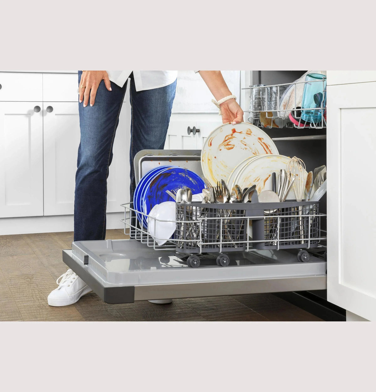 GE ENERGY STAR Dishwasher With Front Controls