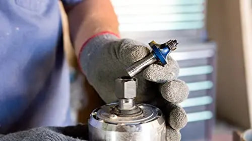 BOSCH Fixed-Base Router, 2.25 HP, 12 AMP, Aluminum