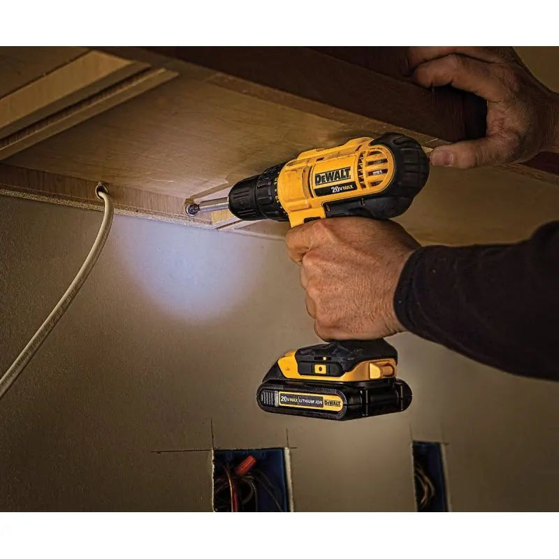 DW 20V MAX Lithium-Ion Cordless Drill Kit - DCD771C2