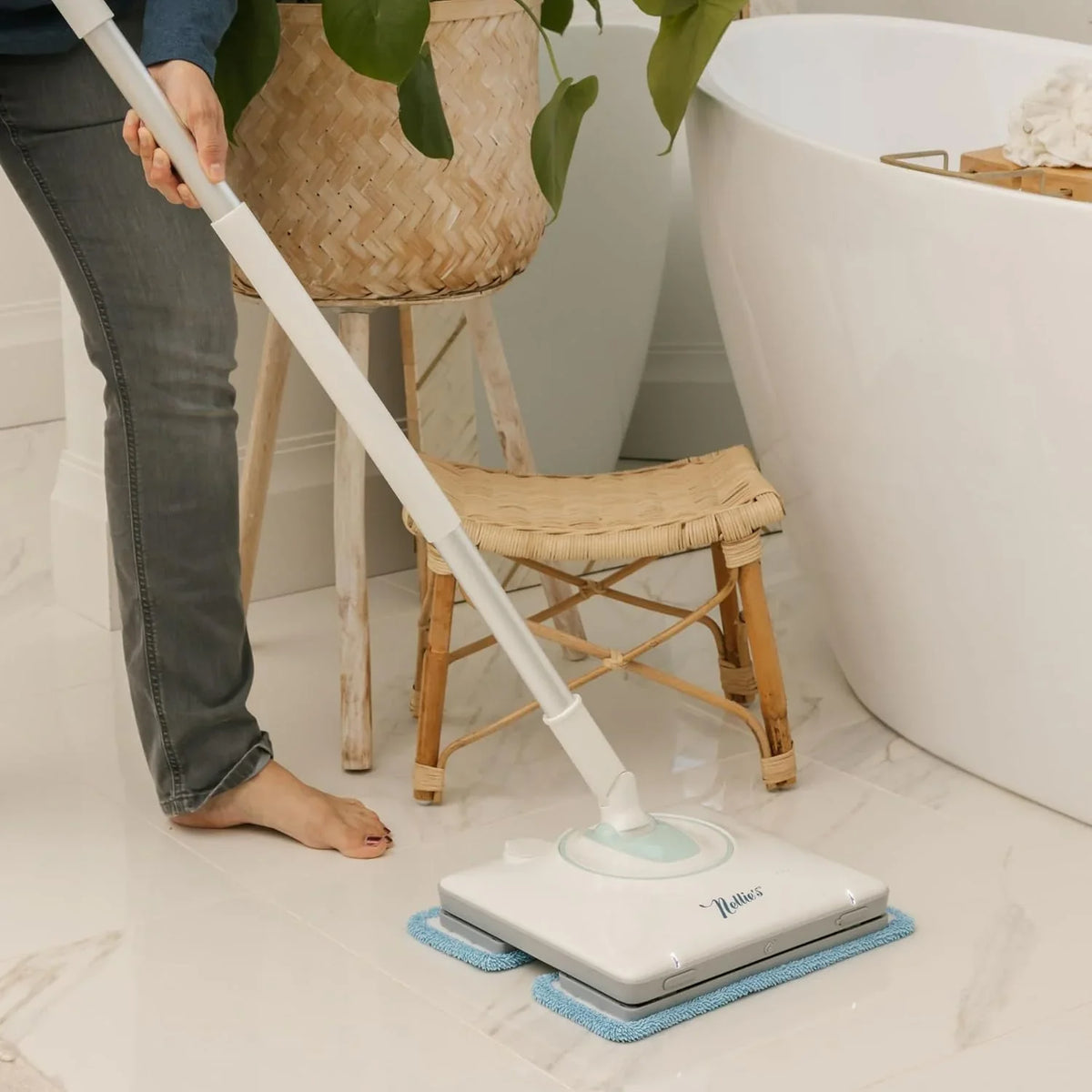 WOW TOO Cordless Spray Mop With Water Tank And LED Lights - NWM / NWM TOO