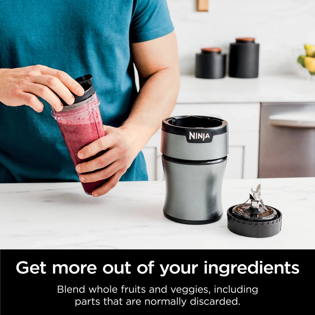 Ninja Nutri-Blender Plus 900-Peak-Watt With 3 20 oz. To-Go Cups