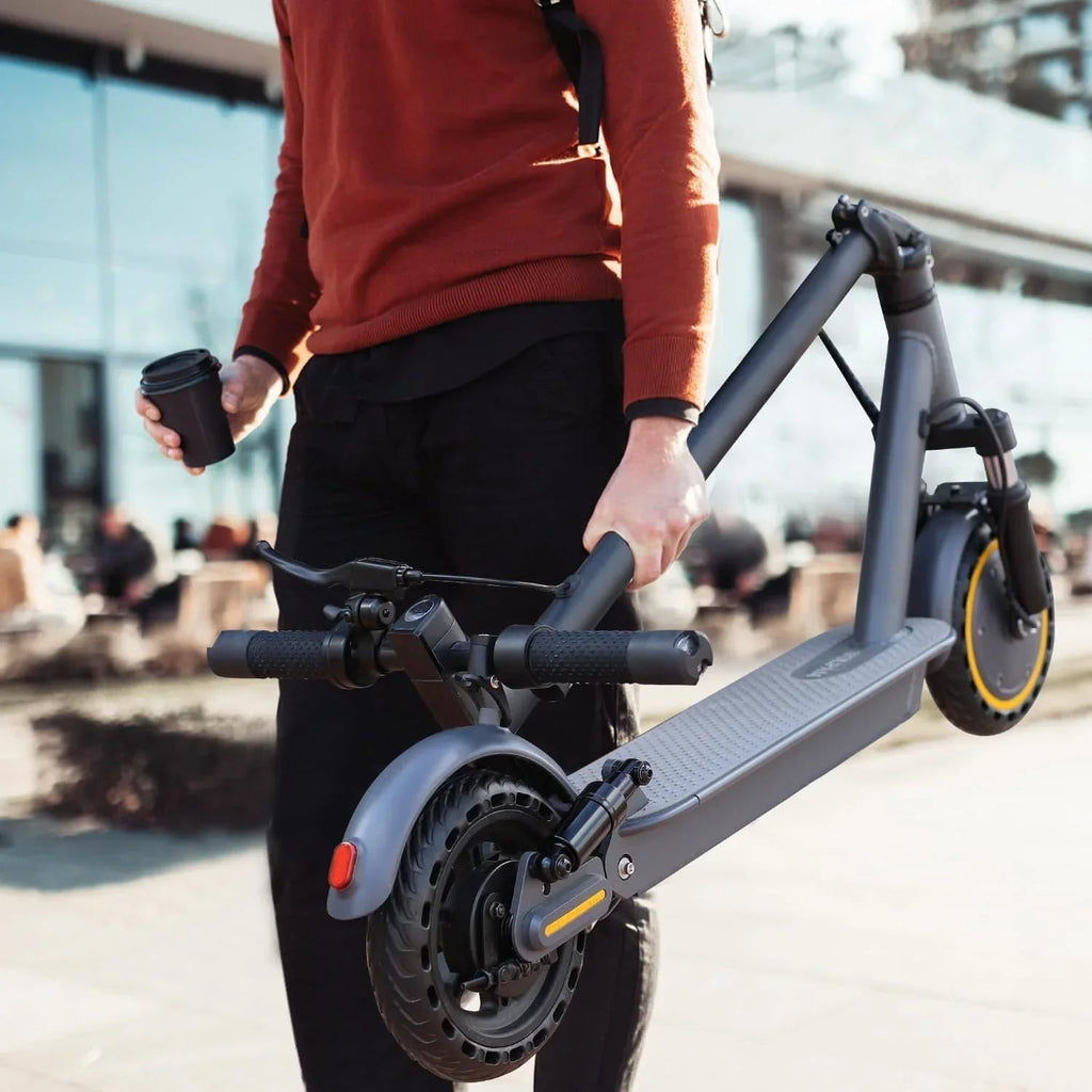Electric Scooter 350W/500W Motor, 8.5/10 Solid Tires, 19/22 Mph, 28/21/12 Miles Range