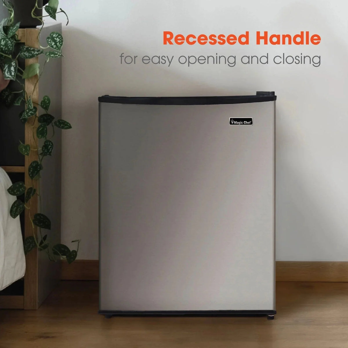 Magic Chef Compact Refrigerator 1.7 Cu. Ft., Black, 17.3 in Width
