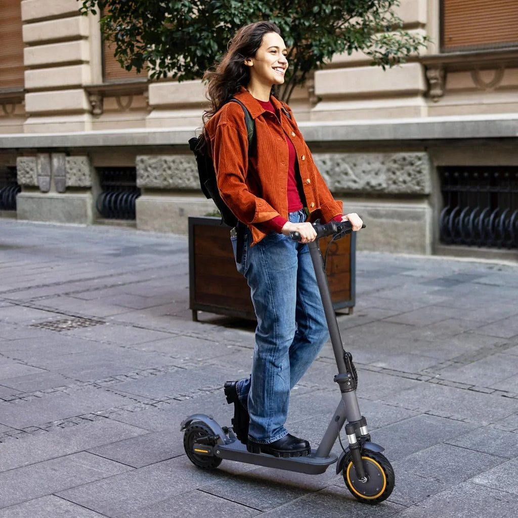 Electric Scooter 350W/500W Motor, 8.5/10 Solid Tires, 19/22 Mph, 28/21/12 Miles Range