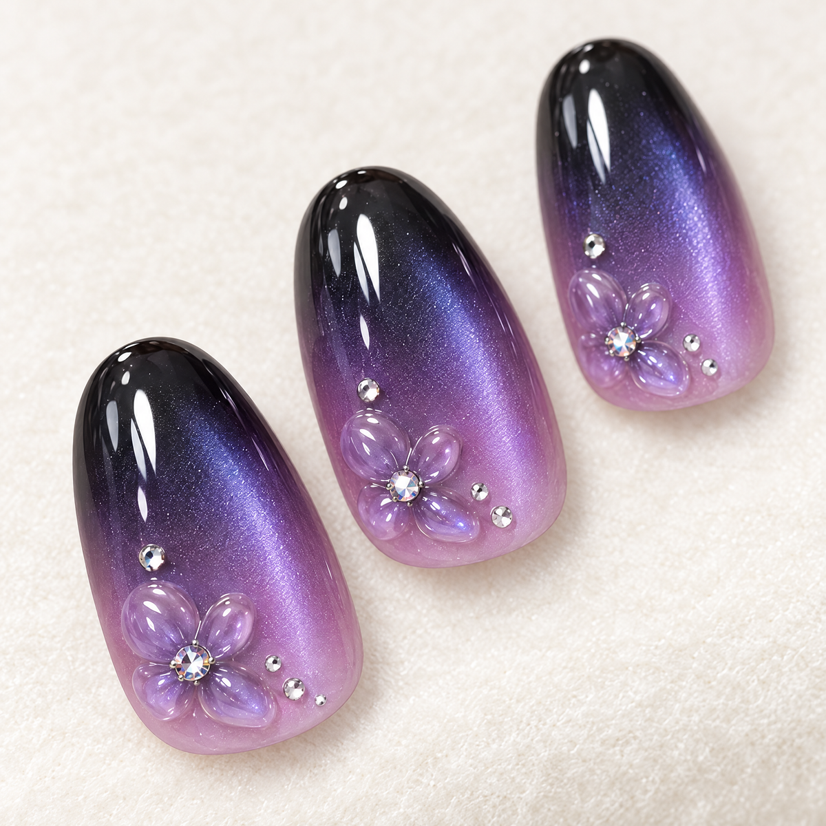 Black to Purple Cat Eye Press On Nails nail art close-up